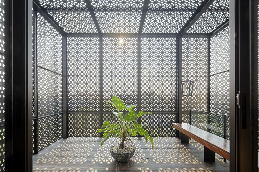 Rubic JGC by GeTs Architects